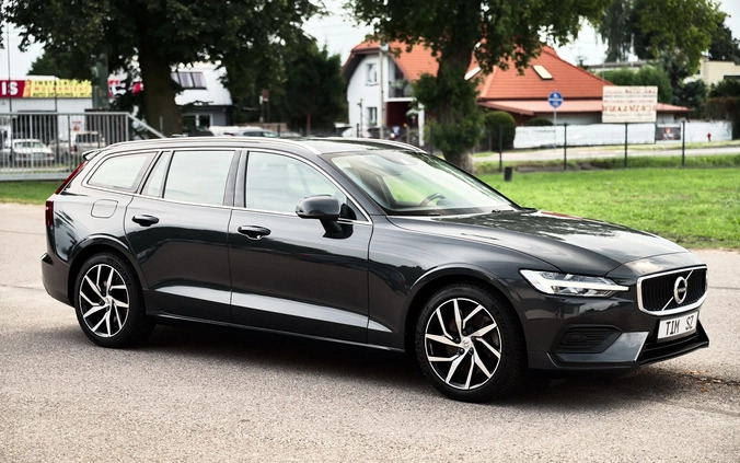 Volvo V60 cena 96800 przebieg: 152000, rok produkcji 2019 z Wyszogród małe 379